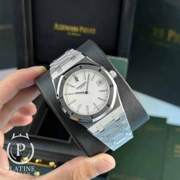 Audemars Piguet Royal Oak Jumbo Extra Thin 15202ST White Guilloche Dial Replica 39mm