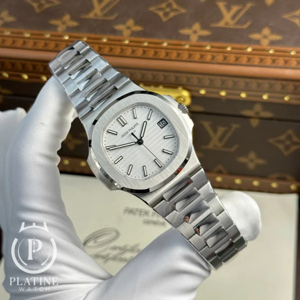 Patek Philippe Nautilus 5711/1A-011 - White Dial - Modified Version 1:1 Super Clone 40mm