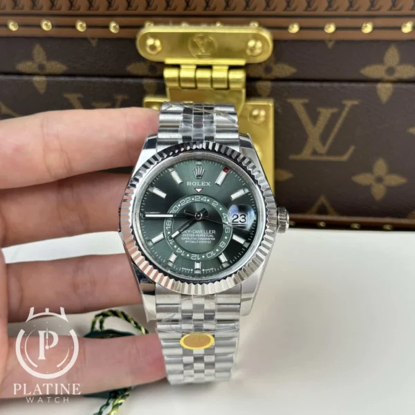 Rolex Sky Dweller-326934-Green Mint Dial Jubilee Bracelet Best Replica